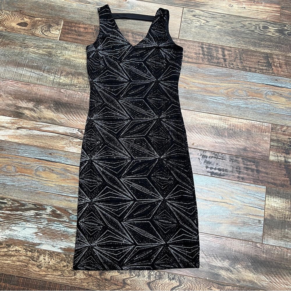 Cloth & People Midi Sparkly V-neck Black Dress Size S